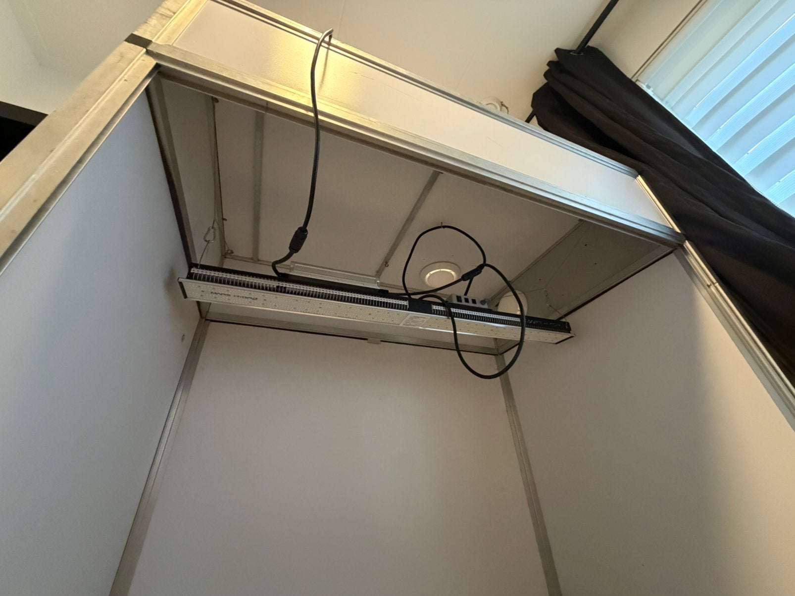 G Tools kweekkast met marshydro sp3000 led lamp, Ophalen, Gebruikt, Kweekkast