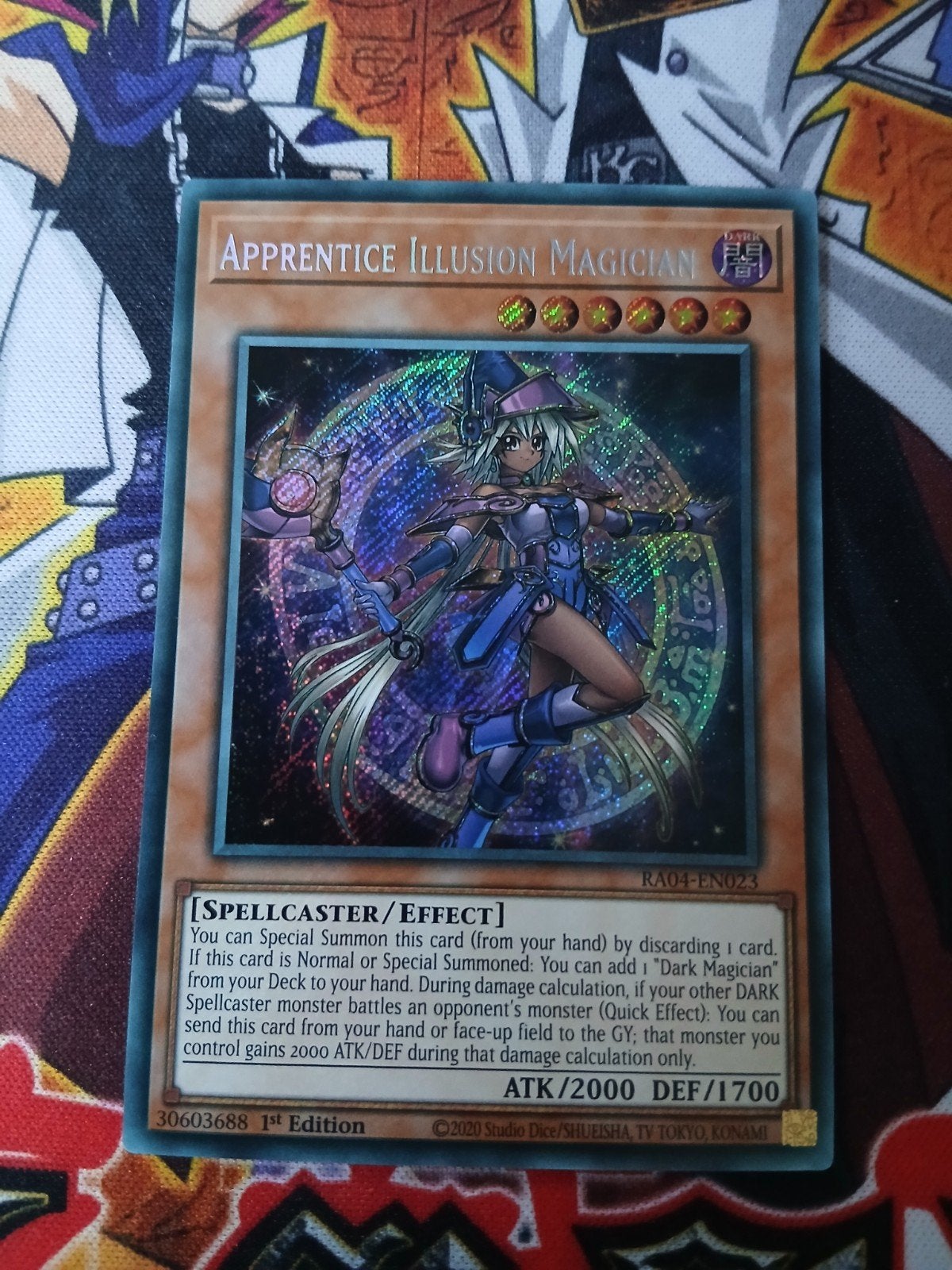 Apprentice Illusion Magician - Secret Rare RA04 - Yu-Gi-Oh, Ophalen of Verzenden, Zo goed als nieuw, Foil