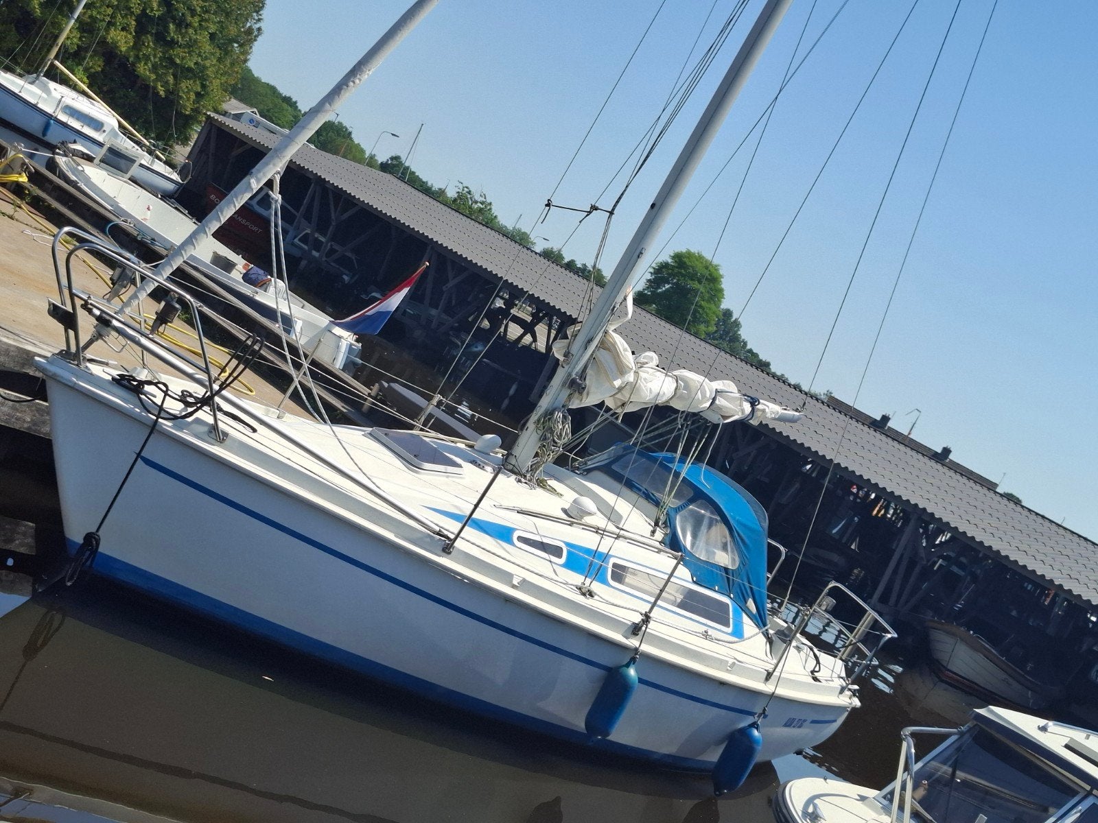 Aloa 27 SC Zeilboot - Compacte en comfortabele cruiser, 3 m, Overige merken, Binnenboordmotor, 1 cm