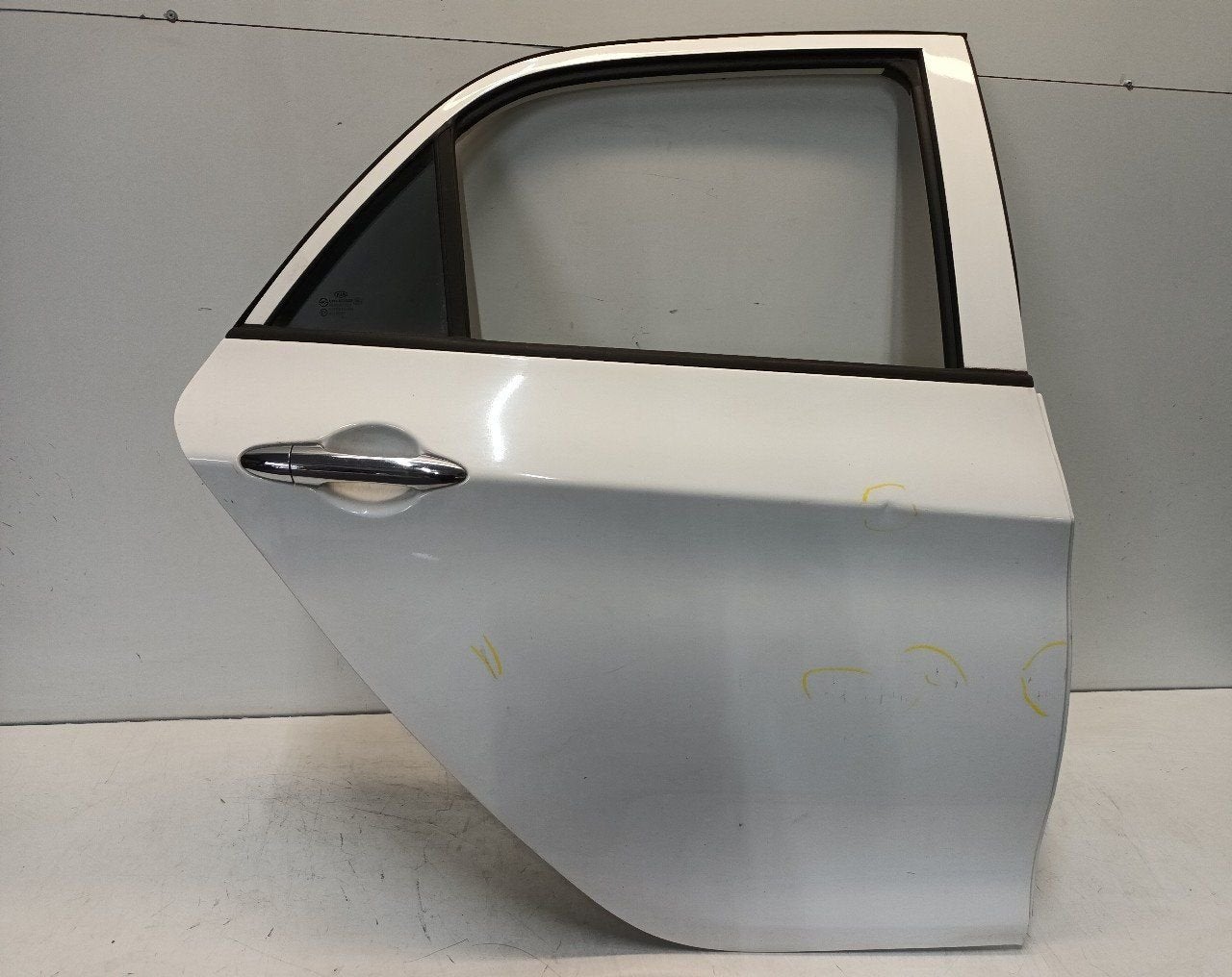 Portier rechts achter Kia Picanto, Auto-onderdelen, Onderdelen@venauto.nl, Van der Ven Autorecycling B.V., Ettenseweg 76, 4706 PB Roosendaal, The Netherlands