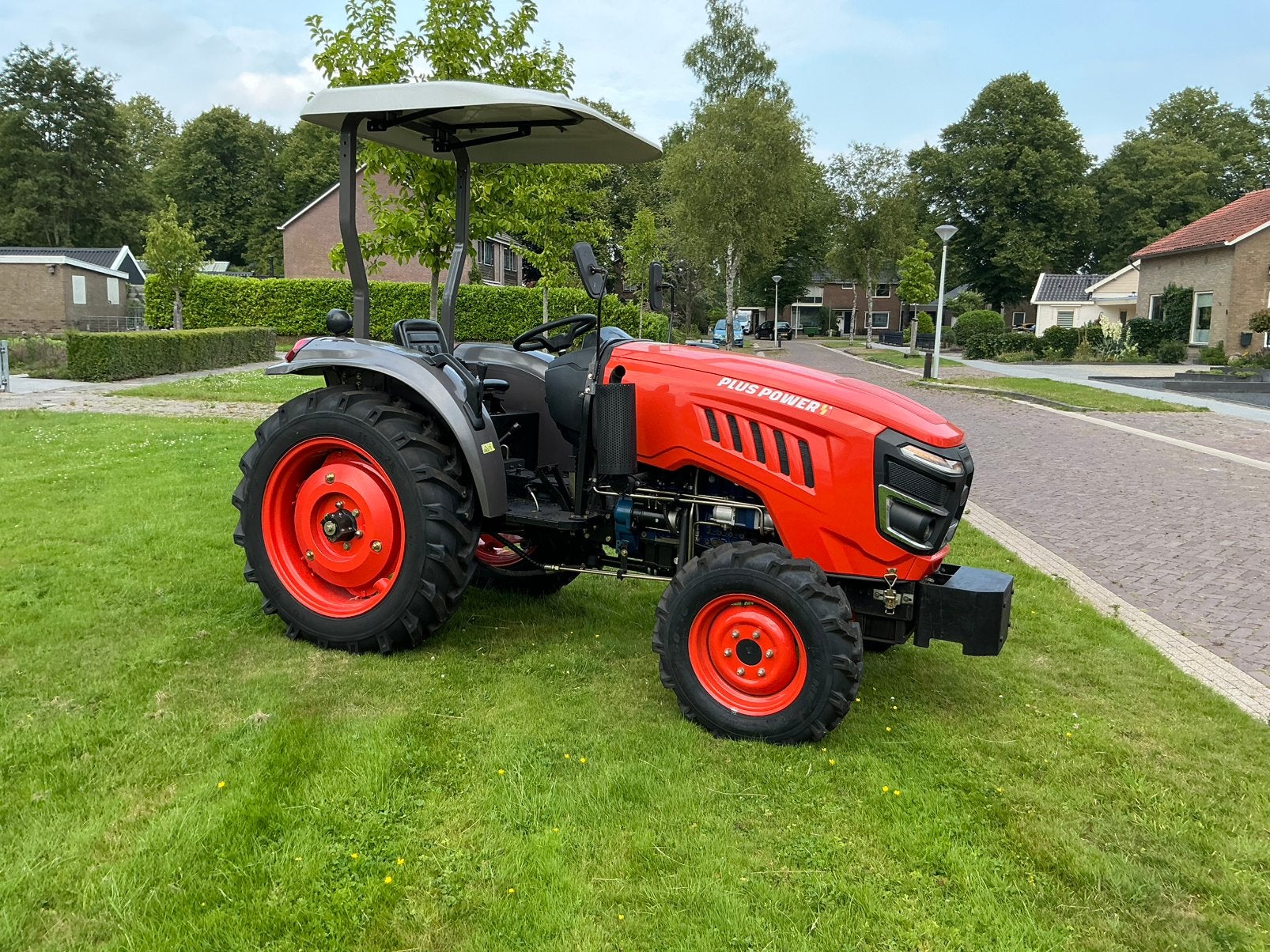 Trekker Tractor MIDI Nieuwstaat, Gebruikt, Tot 2500, Tot 80 Pk, Ophalen