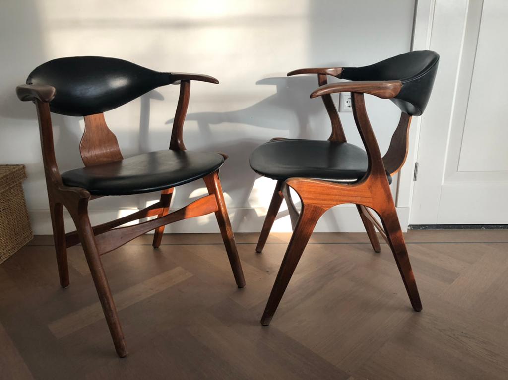 Twee vintage cowhorn stoelen, Louis van Teeffelen., Huis en Inrichting, Stoelen, Ophalen, Gebruikt, Twee, Zwart