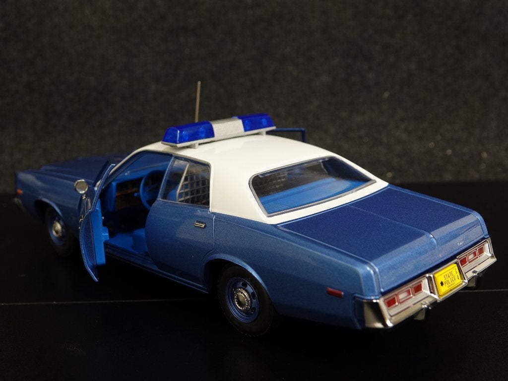 Greenlight 1:18 1977 Dodge Monaco Smokey and the Bandit, Hobby en Vrije tijd, Overige merken, Auto, Nieuw, Ophalen of Verzenden