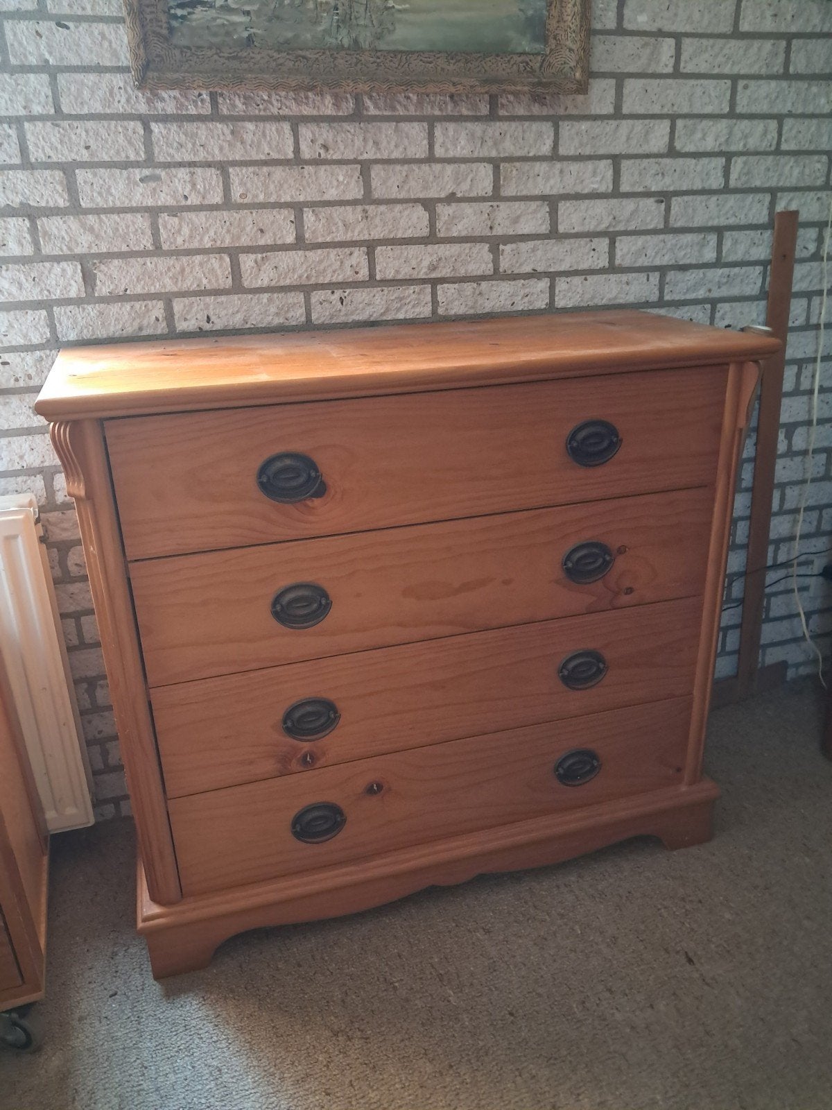 Houten ladenkast met 4 lades en mooi beslag, Ophalen, 100 tot 150 cm, Zo goed als nieuw, 3 of 4 laden