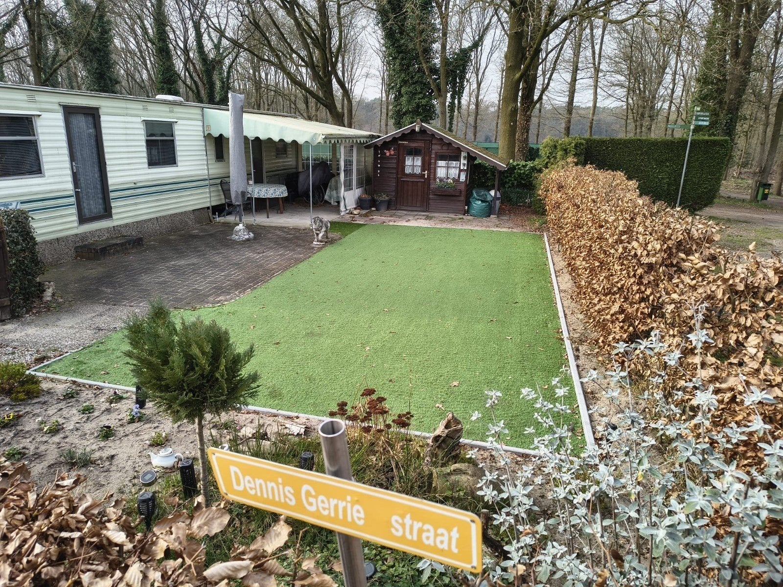 Te huur   stacaravan op camping roland  afferden [l], Zwembad