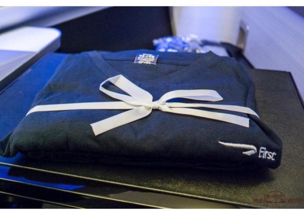 British Airways First Class Blue Pyjama M shirt +broek Nieuw, Maat 48/50 (M), Nieuw, K, K