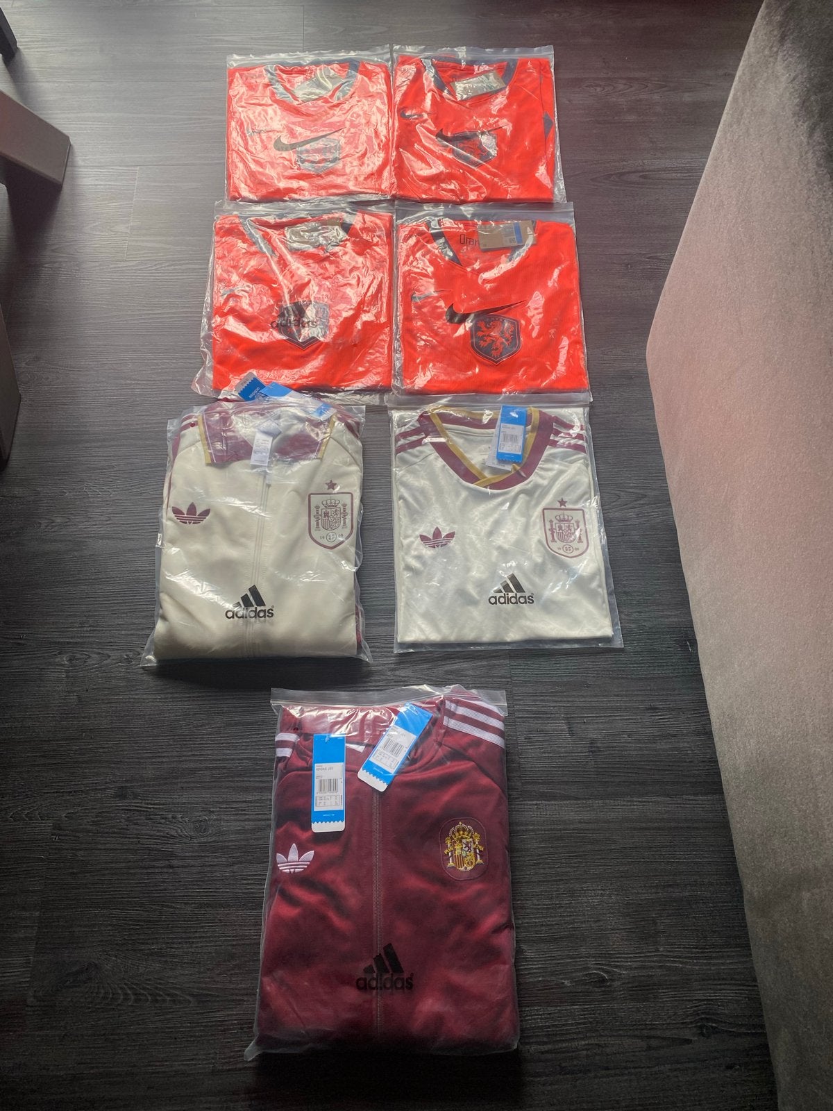 Voetbalshirts en trainingspakken (Nike & Adidas), Meerkleurig, Nieuw, Overige maten, Ophalen of Verzenden