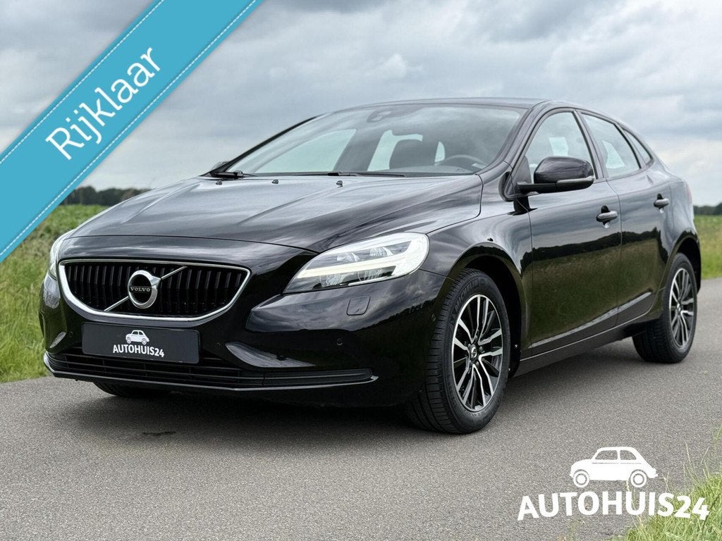 Volvo V40 2.0 D2 Nordic+ 2017|30.000km|NL-AUTO|EURO6, Auto's, Voorwielaandrijving, Gebruikt, 4 cilinders, Leder en Stof