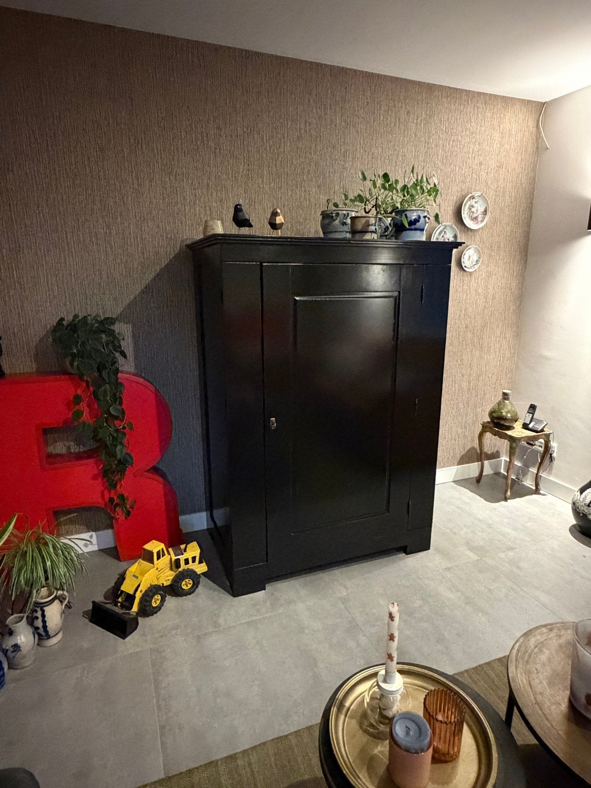Zwarte houten TV-kast / televisiekast – 111x153x62 cm, Antiek en Kunst, Ophalen