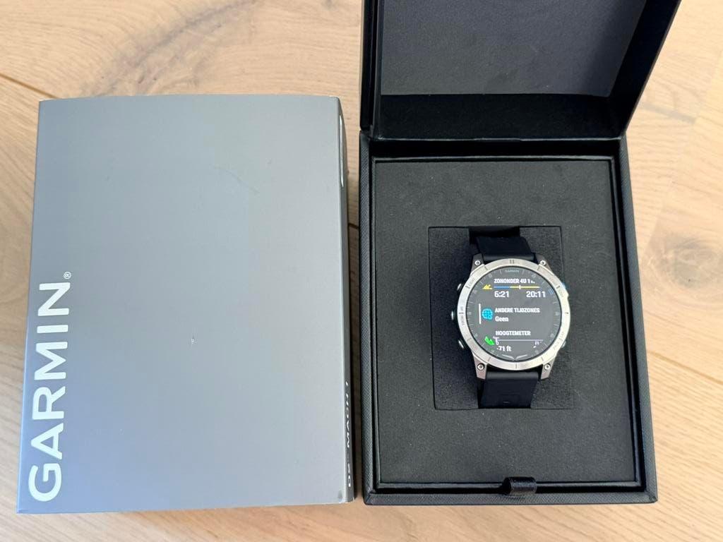 Garmin D2 Mach 1 Luchtvaart All Sport Smartwatch - Als Nieuw, Zwart, Garmin, Ophalen of Verzenden, Zo goed als nieuw