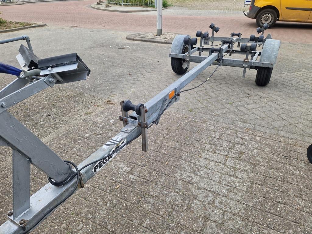 Pega kanteltrailer met een 750KG as !!!!, Watersport en Boten, Boottrailers, Ophalen, Minder dan 1500 kg, Gebruikt, Overige typen