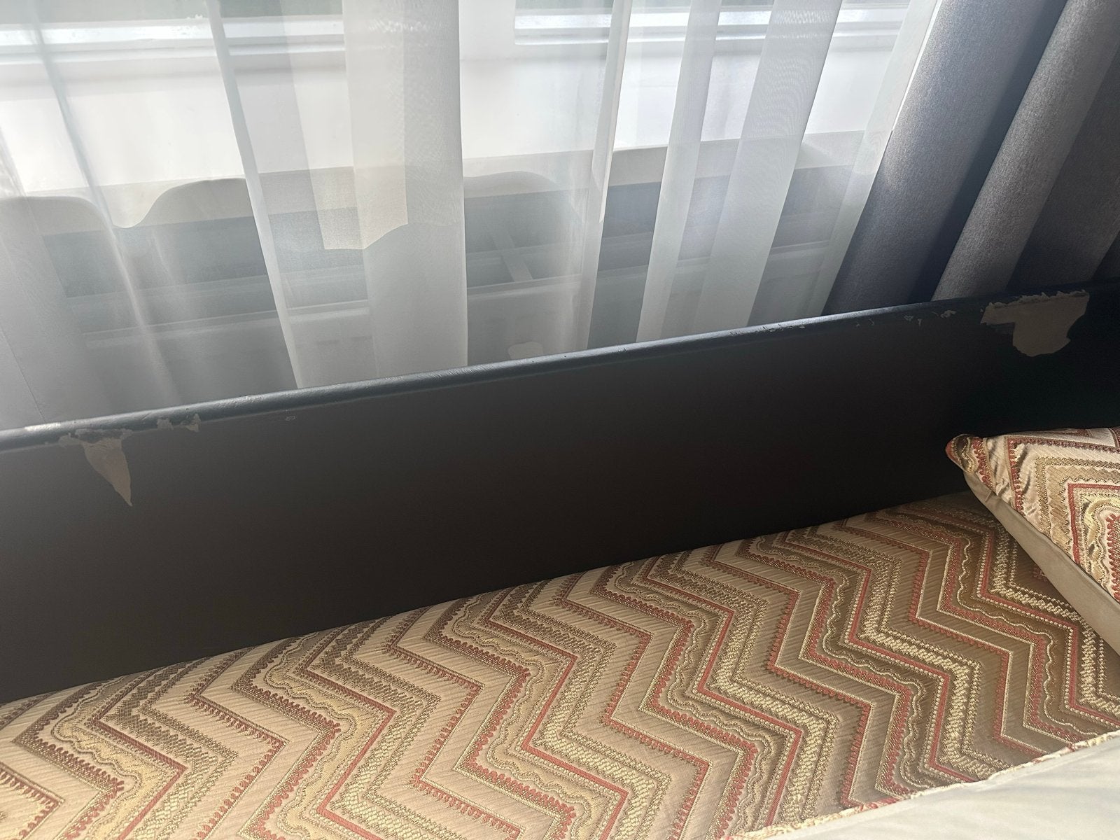 Marokkaanse salonbanken met tafel en kussens, Huis en Inrichting, Banken | Complete zithoeken, Ophalen, Gebruikt, Hout
