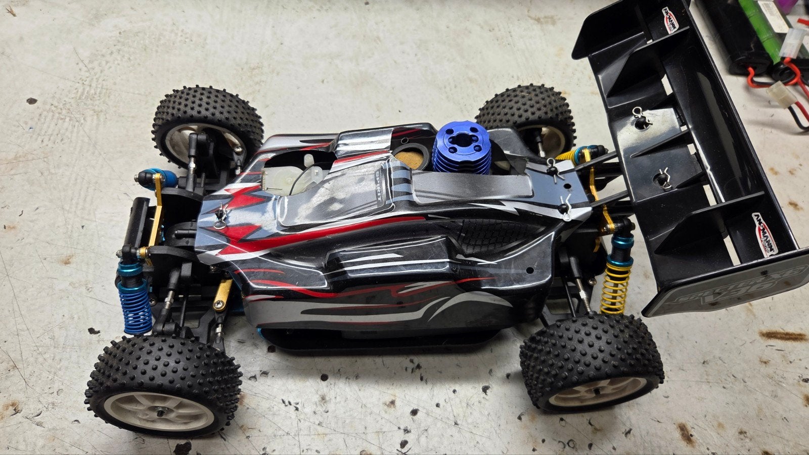 te koop leuke smartech, Gebruikt, Auto offroad, Ophalen of Verzenden, Schaal 1:10