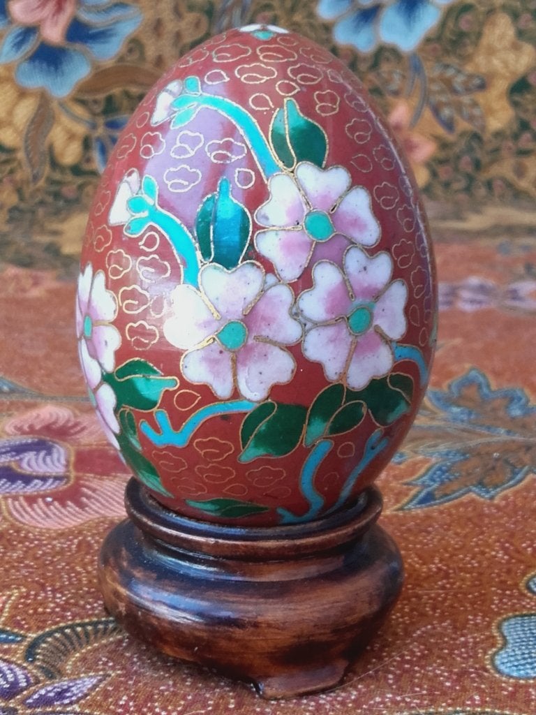 Mooi oud Chinees ei van cloisonne met bloemen 8,7 cm., Handgemaakt, Overige typen, China, Meerkleurig