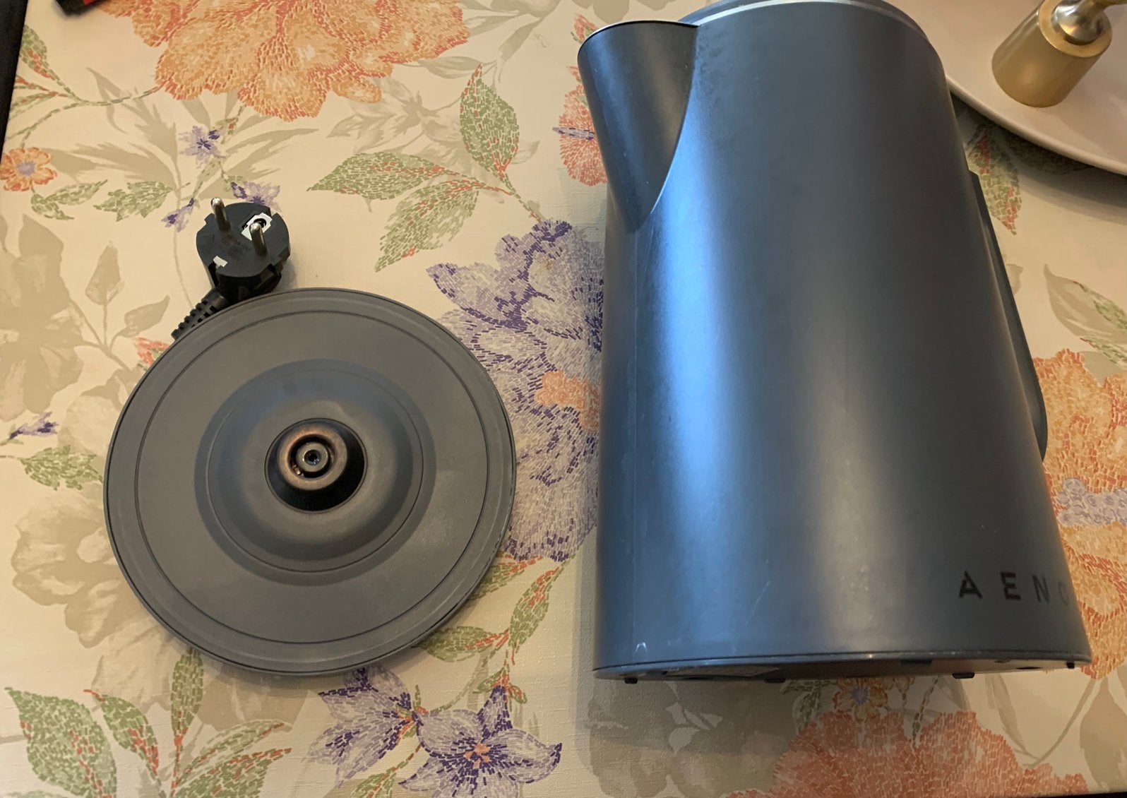 Waterkoker, 1 tot 2 liter, Ophalen, Gebruikt