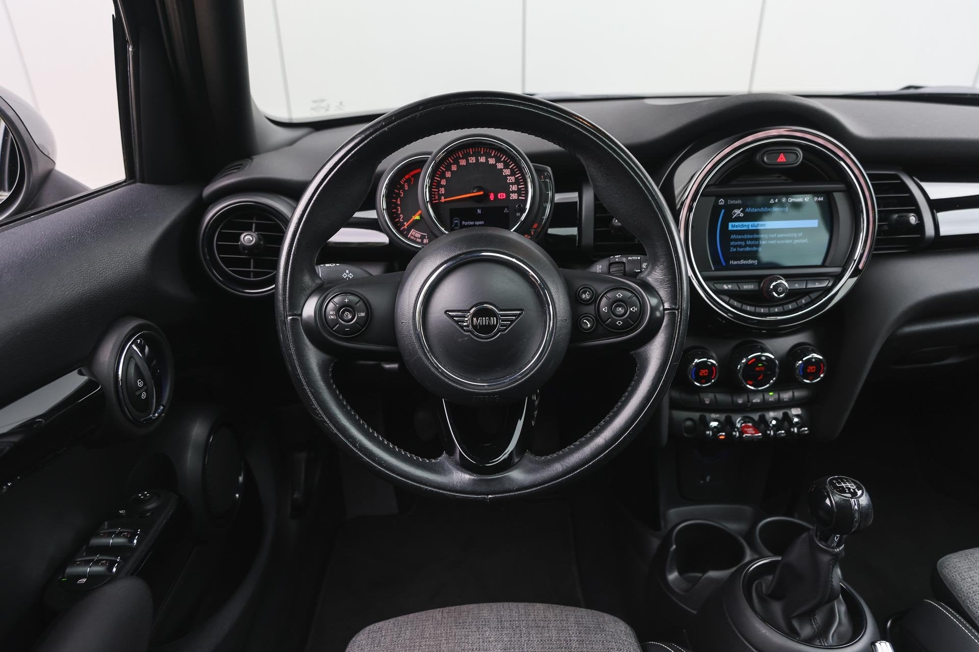 MINI Hatchback Cooper Chili / Comfortstoelen / Comfort Acces, 136 pk, Gebruikt, Leder en Stof, Zwart