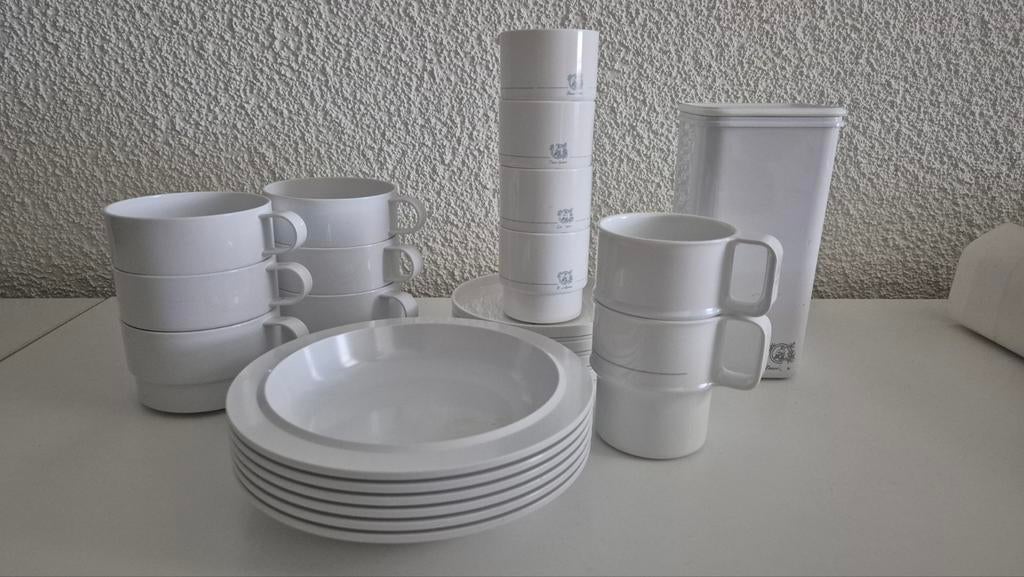 Mepal servies, Huis en Inrichting, Keuken | Servies, Gebruikt, Kop(pen) en/of Schotel(s), Overige stijlen, Ophalen