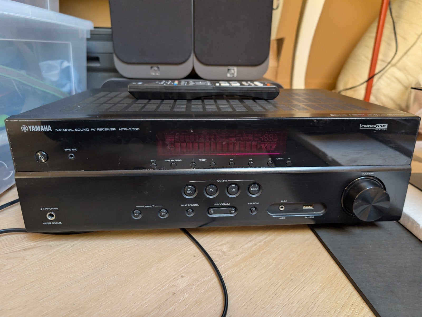 Yamaha RX-379 Receiver met Q Acoustics 3020/3090ci Speakers, Overige merken, Zo goed als nieuw, Speakers, Losse componenten