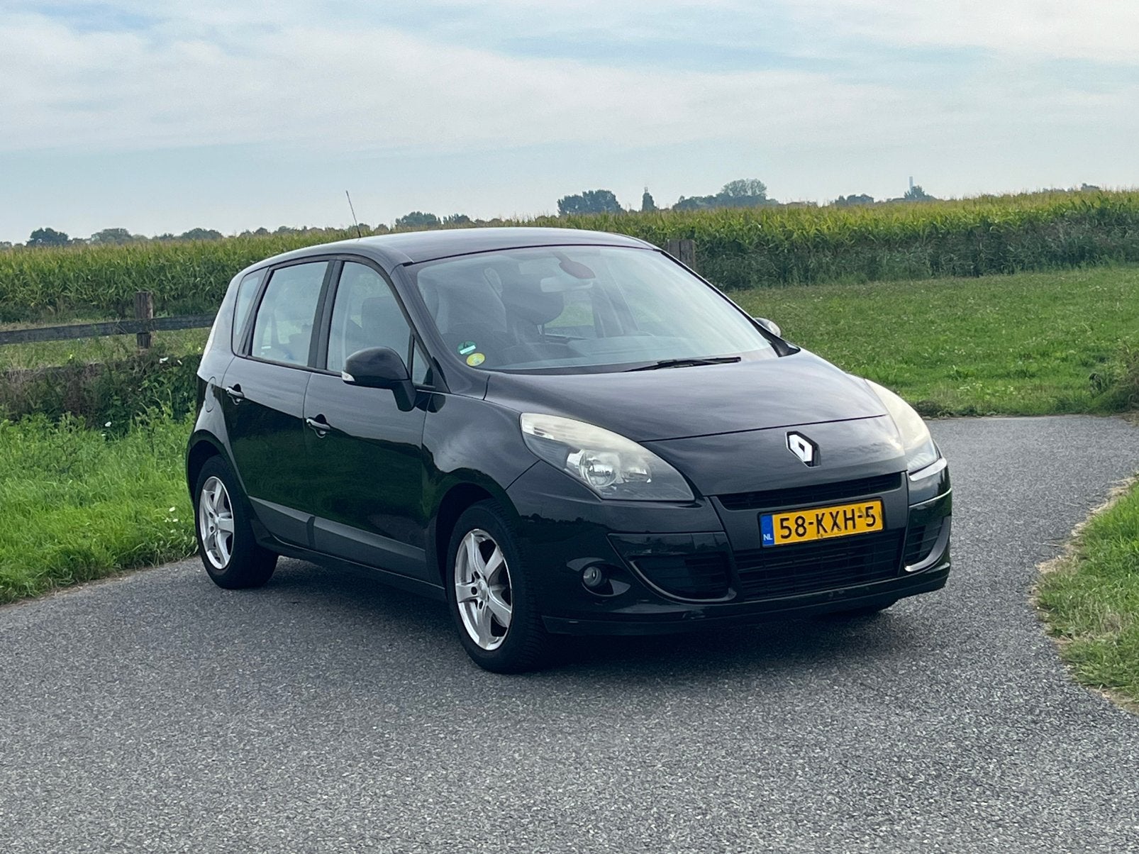 Renault Scénic 1.4 TCE 96KW 2010 Zwart, Voorwielaandrijving, 1295 kg, 4 cilinders, Zwart