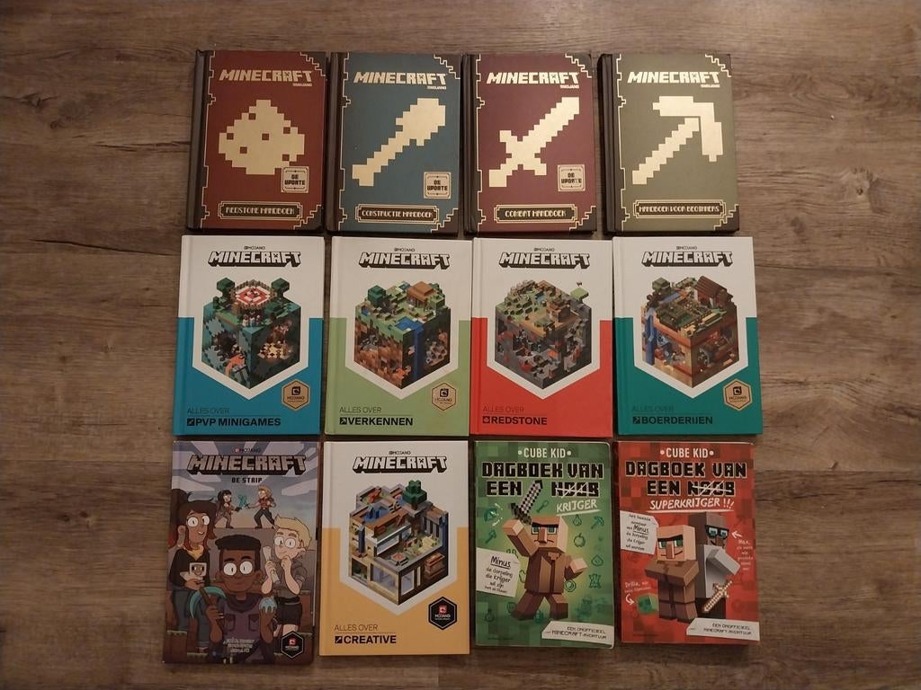 12  Delige Set Minecraft Boeken, Ophalen of Verzenden, Zo goed als nieuw