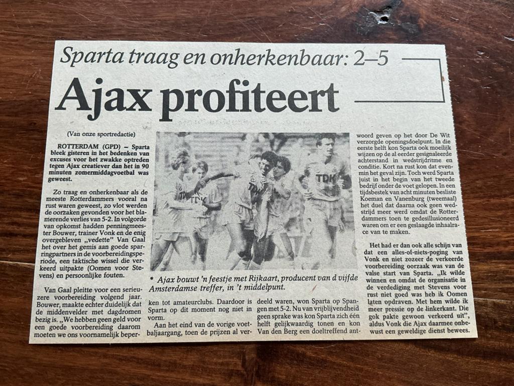 Voetbal krantenartikel Sparta Ajax sept 1984 Rijkaard, Ophalen of Verzenden, Knipsel(s)