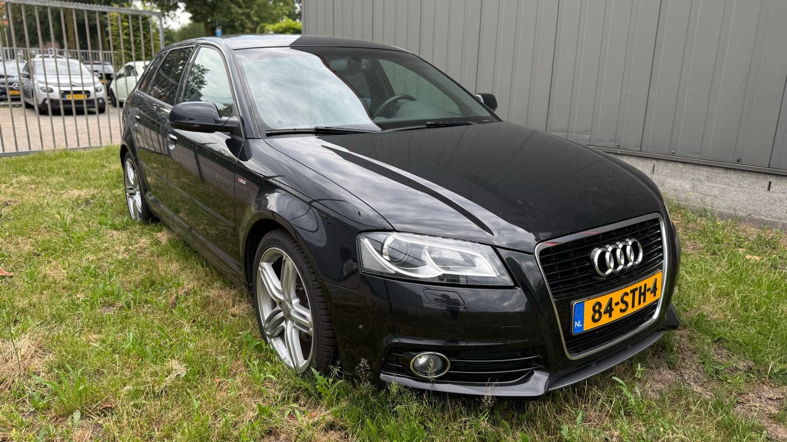 Audi A3 1.4 Tfsi Sportback S-tronic 2011 Zwart !!bak defect!, Auto's, Audi, 125 pk, 4 cilinders, Zwart, Origineel Nederlands