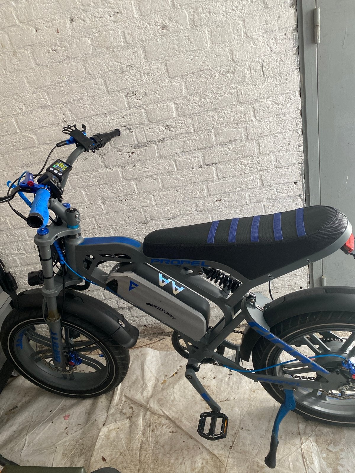 Fatbike  - Zo goed als nieuw, Zo goed als nieuw, Minder dan 47 cm, 30 tot 50 km per accu, Ophalen