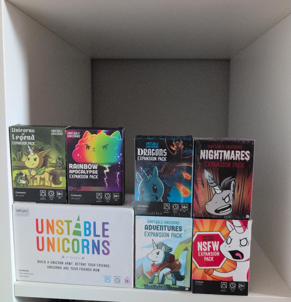 Unstable Unicorns & expansions, Hobby en Vrije tijd, Gezelschapsspellen | Bordspellen, Ophalen