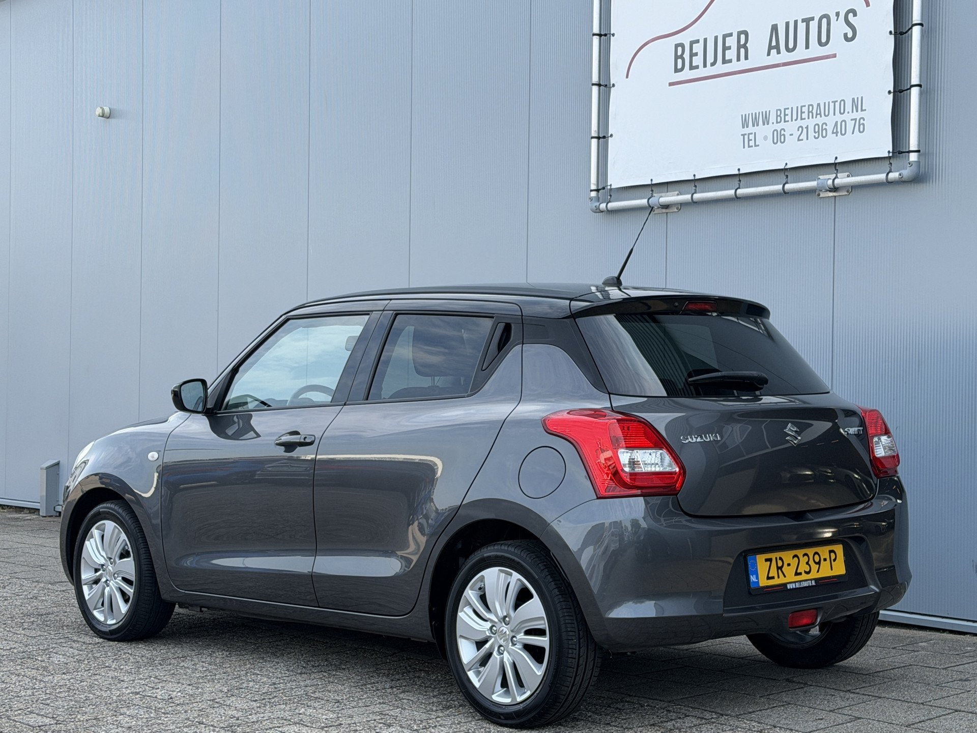 Suzuki Swift 1.2 Select Camera/Apple Carplay/Stoelverw., Voorwielaandrijving, Stof, Gebruikt, 4 cilinders