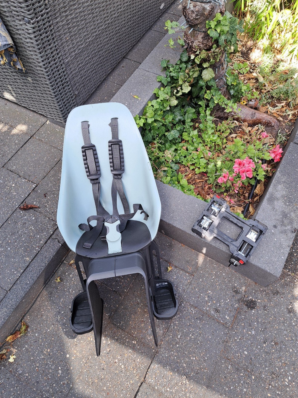 urban iki achterstoeltje en base, Ophalen, Achterzitje, Voetsteuntjes, 15 t/m 36 kg
