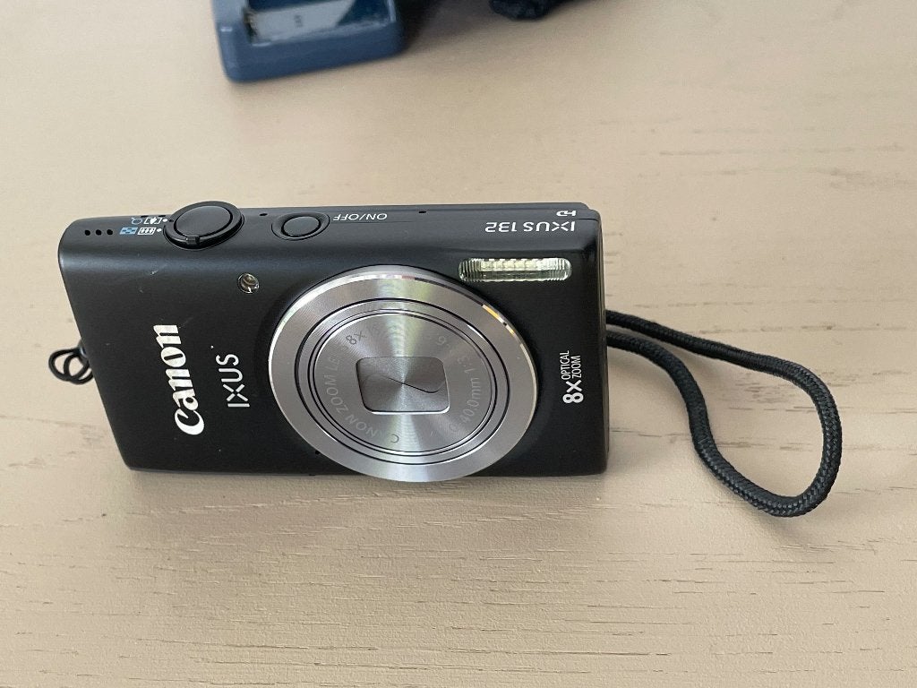 Canon Ixus 132 compacte digitale camera, Canon, Compact, Ophalen of Verzenden, Zo goed als nieuw