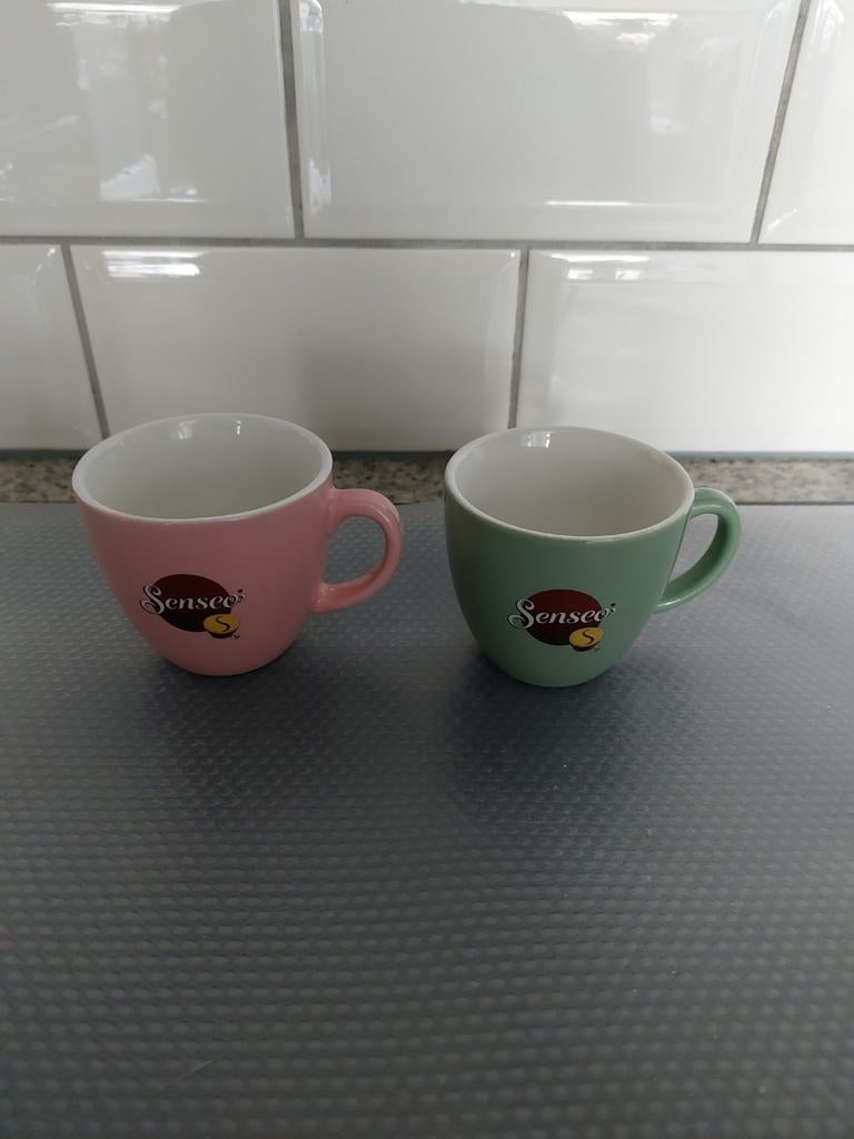 Senseo Kopjes - Roze en Groen, Ophalen of Verzenden, Zo goed als nieuw, Overige stijlen, Kop(pen) en/of Schotel(s)