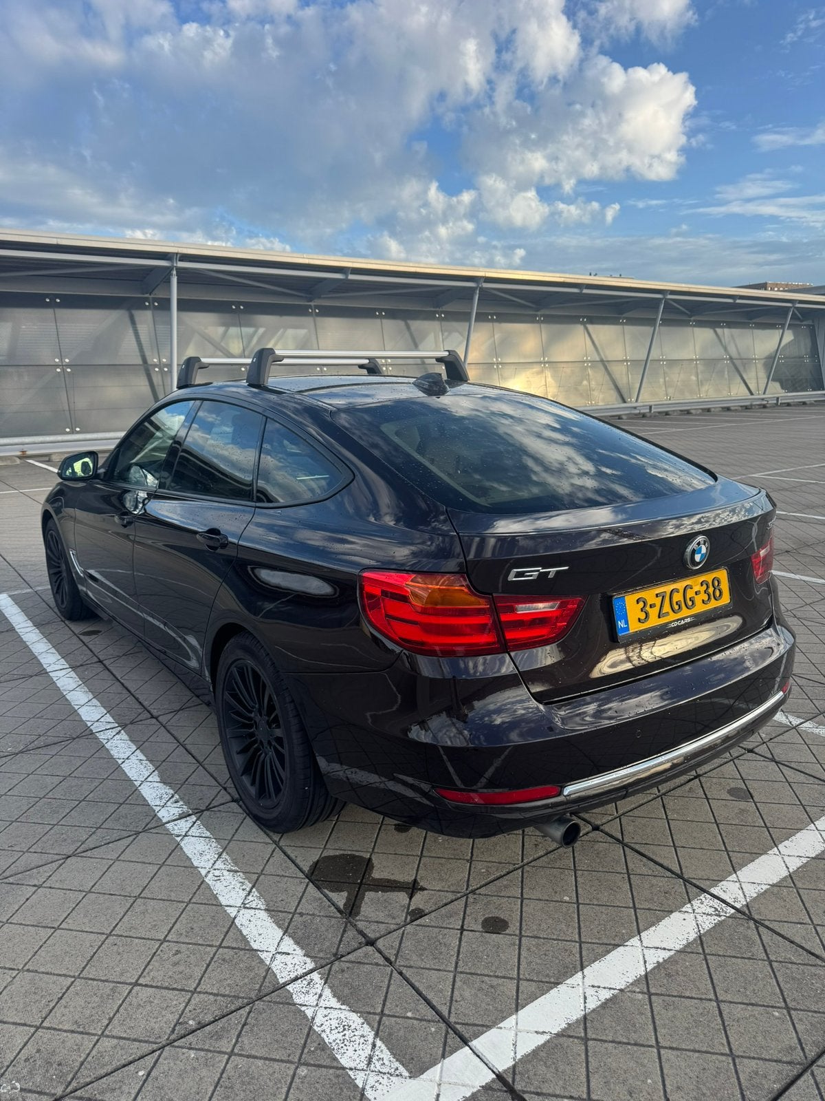 BMW 3-Serie GT 320I Aut8 2015 Bruin, Auto's, Achterwielaandrijving, Beige, 4 cilinders, 75 €/maand