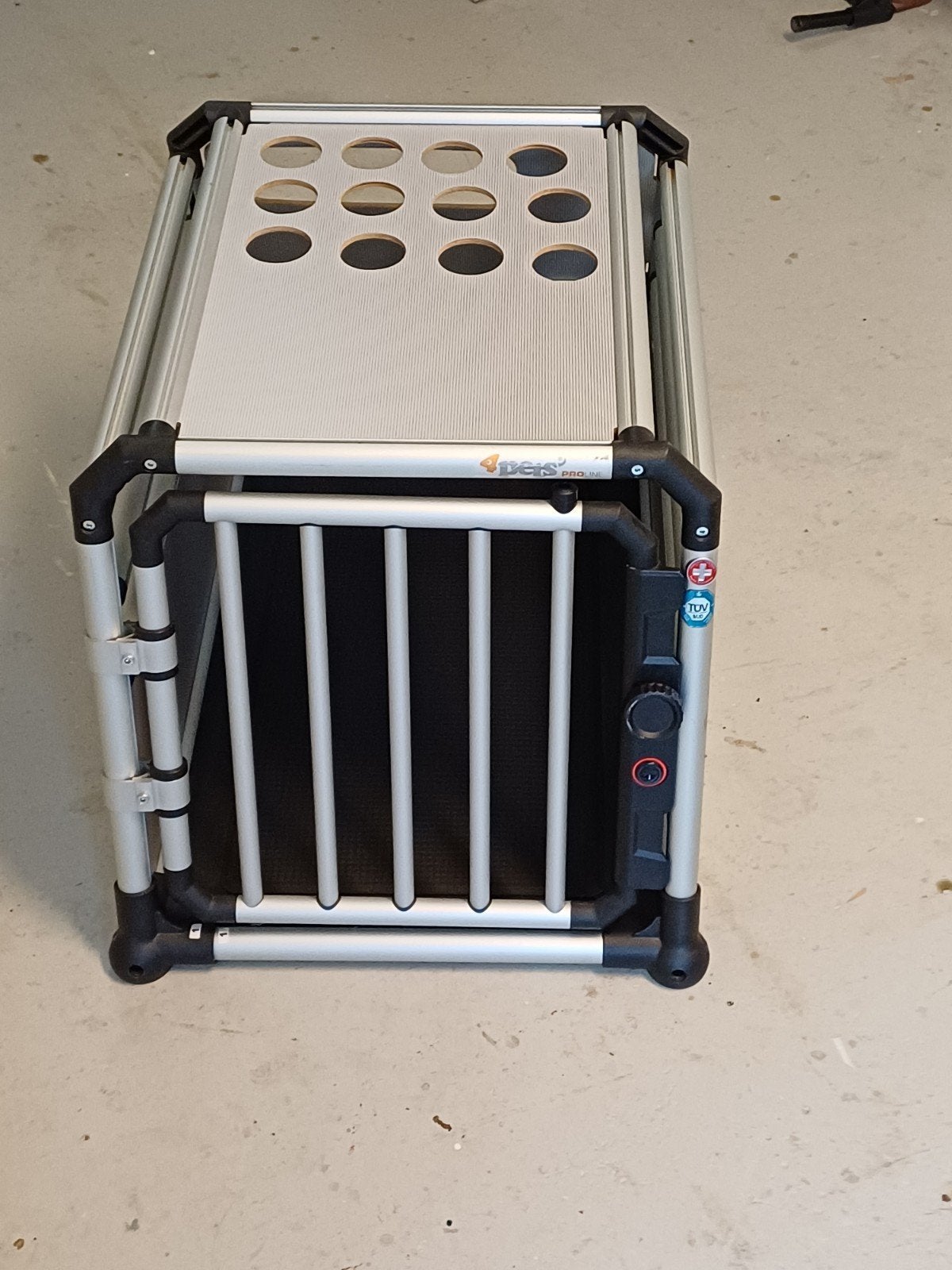Autobench voor hond, Dieren en Toebehoren, Ophalen, Zo goed als nieuw