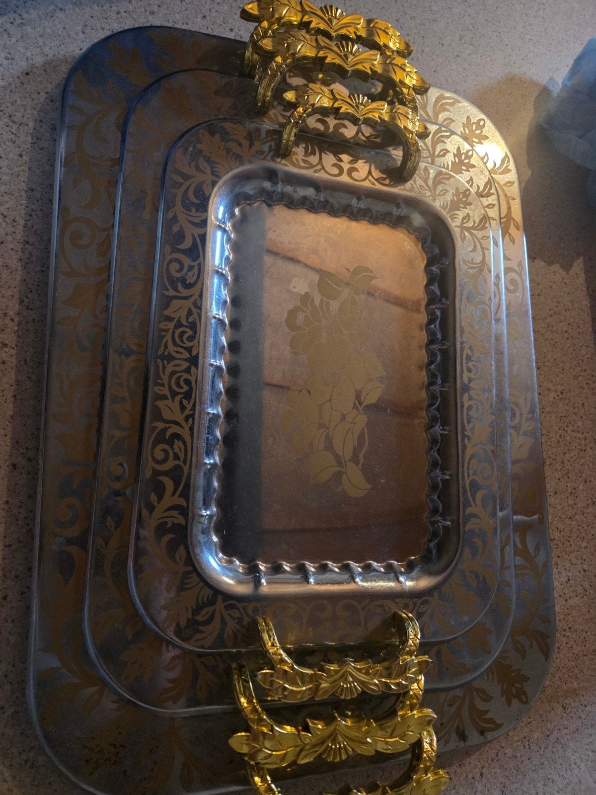 Drie delige set dienbladen met gouden handvatten, Ophalen of Verzenden