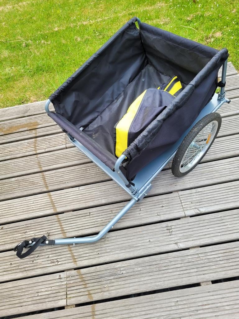 Handige fietskar voor bagage of huisdier, Fietsen en Brommers, Fietsaccessoires | Aanhangers en Karren, Ophalen, Bagagekar, Zo goed als nieuw