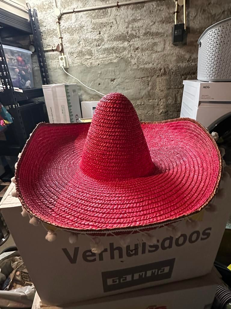 Sombrero, Ophalen, Zo goed als nieuw, Verjaardag