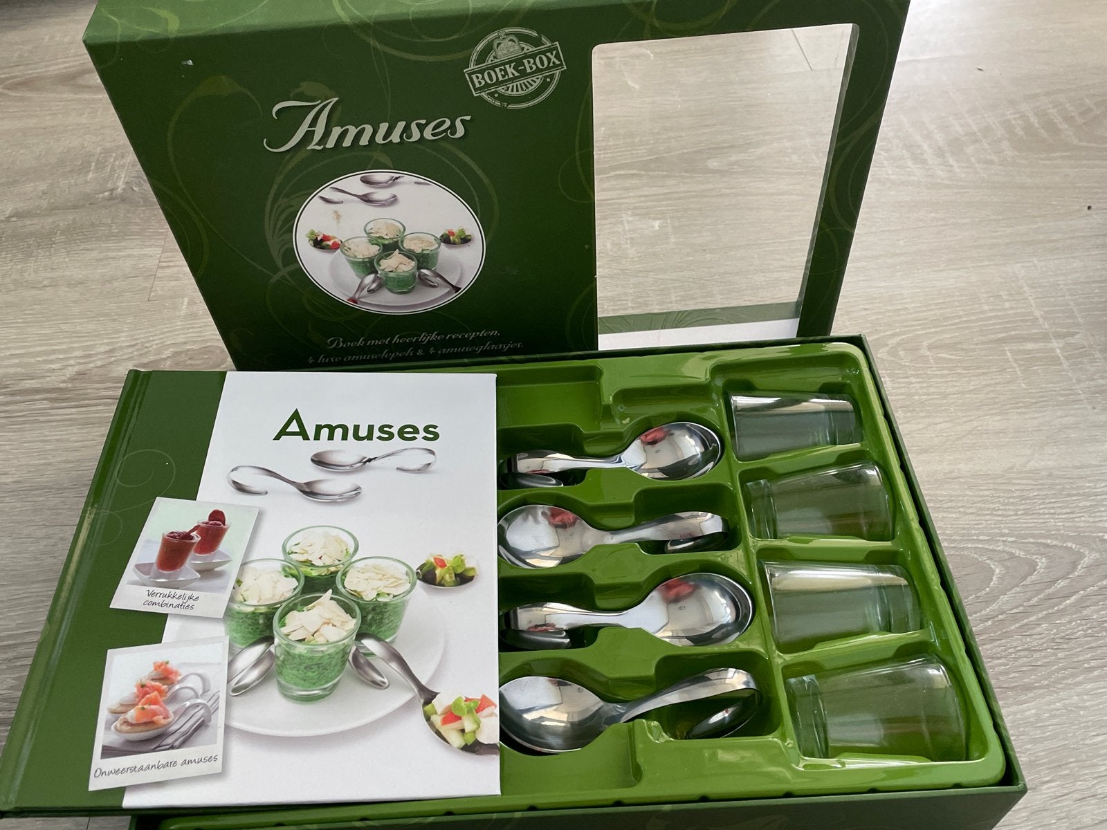 Amuses set met receptenboek - Nieuw in doos, Nieuw, Ophalen of Verzenden, Meerkleurig, Overige merken