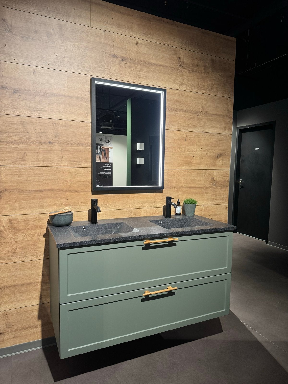 Showroom dubbele badkamermeubel met lades en spiegel, Ophalen, 100 tot 150 cm, Zo goed als nieuw, Minder dan 100 cm