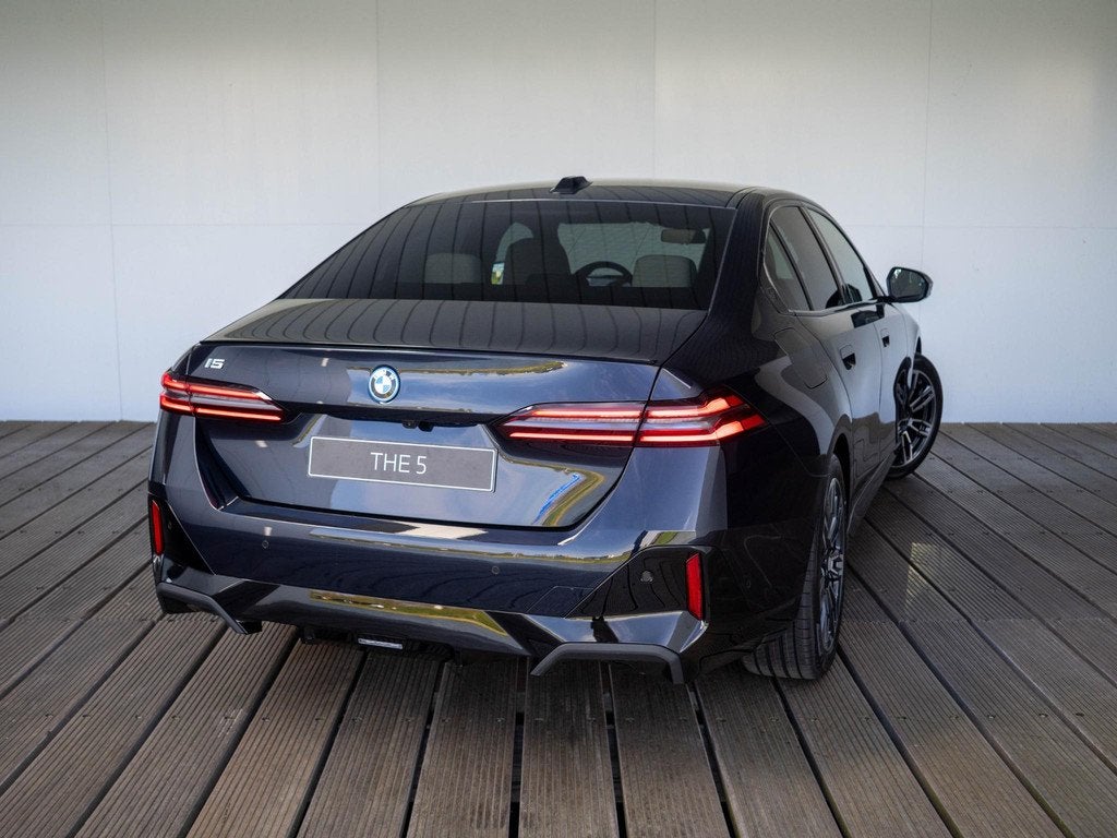 BMW i5 Sedan eDrive40 | M Sportpakket Pro | Innovation Pack, Auto's, BMW, 2095 kg, Achterwielaandrijving, 510 min, I5