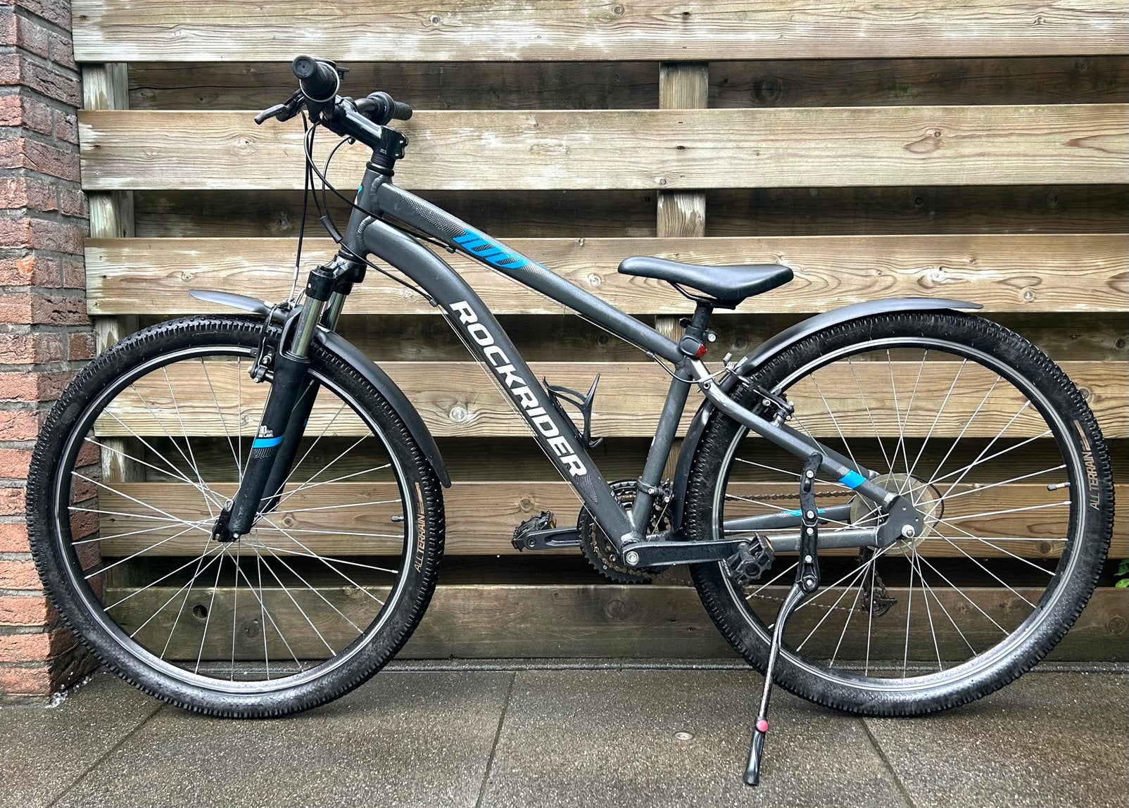 Mountainbike Rockrider ST 100 met extra's en als nieuw!, Fietsen en Brommers, Fietsen | Jongens, Ophalen, Zo goed als nieuw, 26 inch of meer