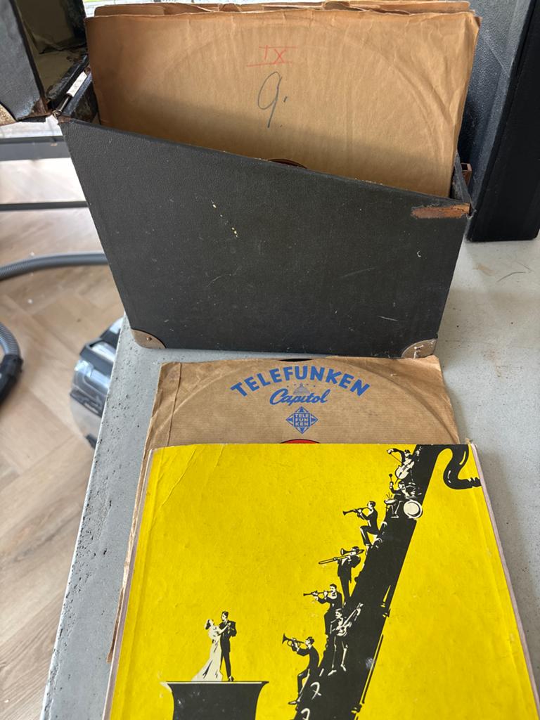 Vintage Telefunken Capitol LP's in opbergbox, Ophalen of Verzenden, Voor 1960, Gebruikt, 12 inch