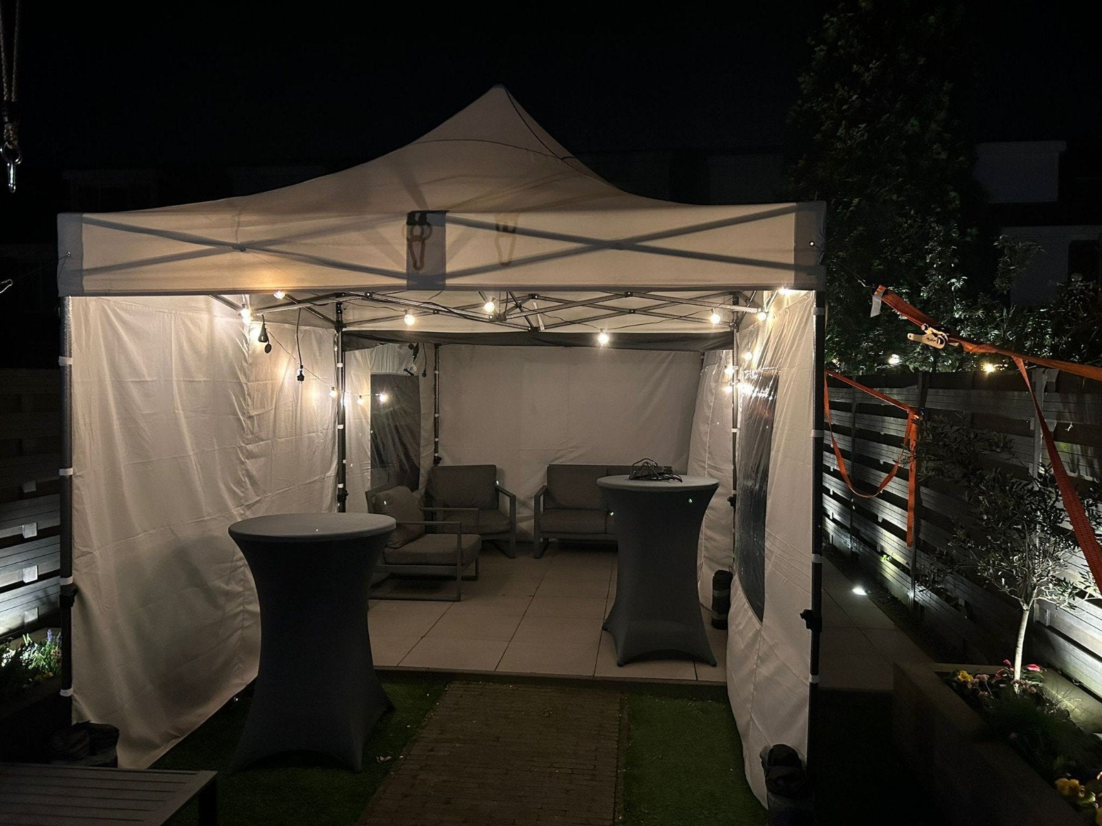 Partytenten ~TE HUUR~ Diverse maten  incl. BEZORGD+OPZETTEN, Ophalen of Verzenden