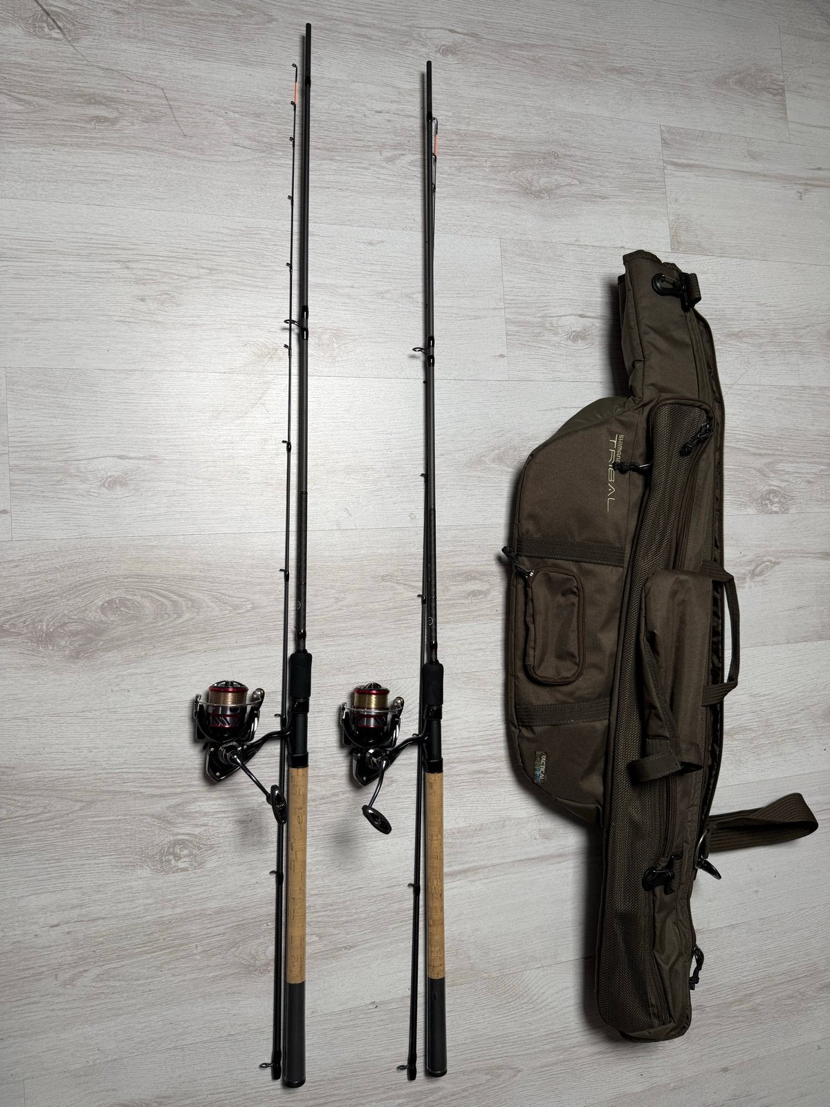 Compacte Feeder Set: Shimano Aero X1, Daiwa Ninja & Foudraal, Watersport en Boten, Ophalen of Verzenden, Zo goed als nieuw, Werphengel