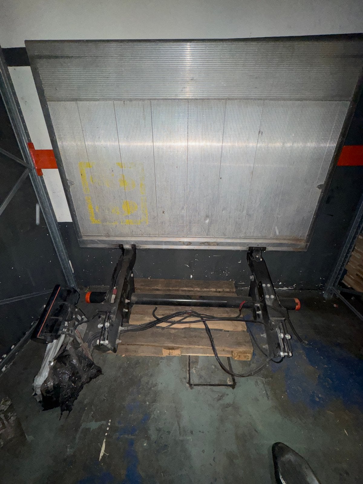 Dhollandia Laadklep 750kg - Zeer Goede Staat, Ophalen, Gebruikt