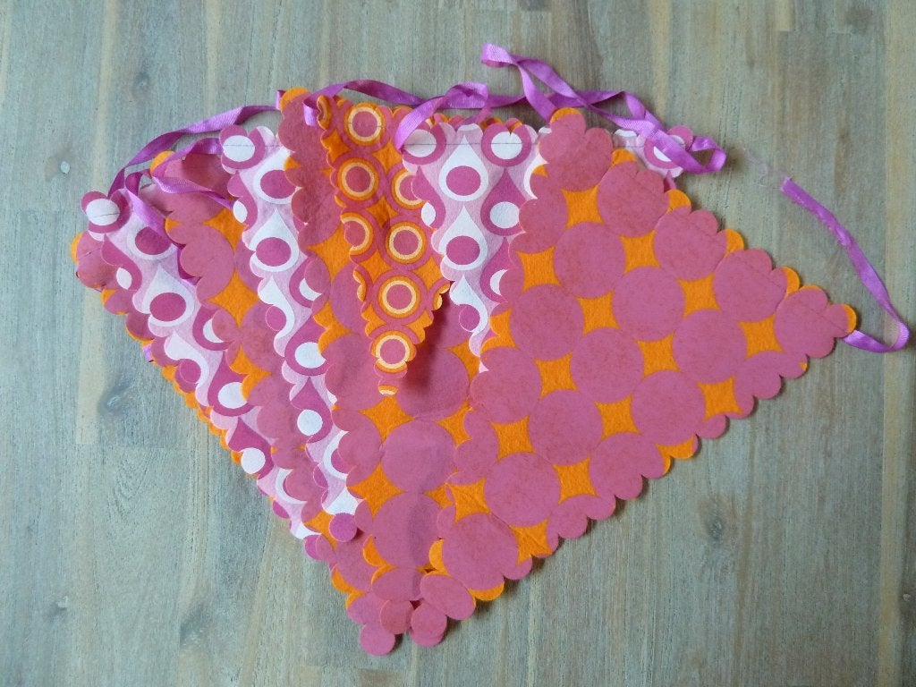 VILTEN slinger oranje-roze, Ophalen, Gebruikt, Meisje