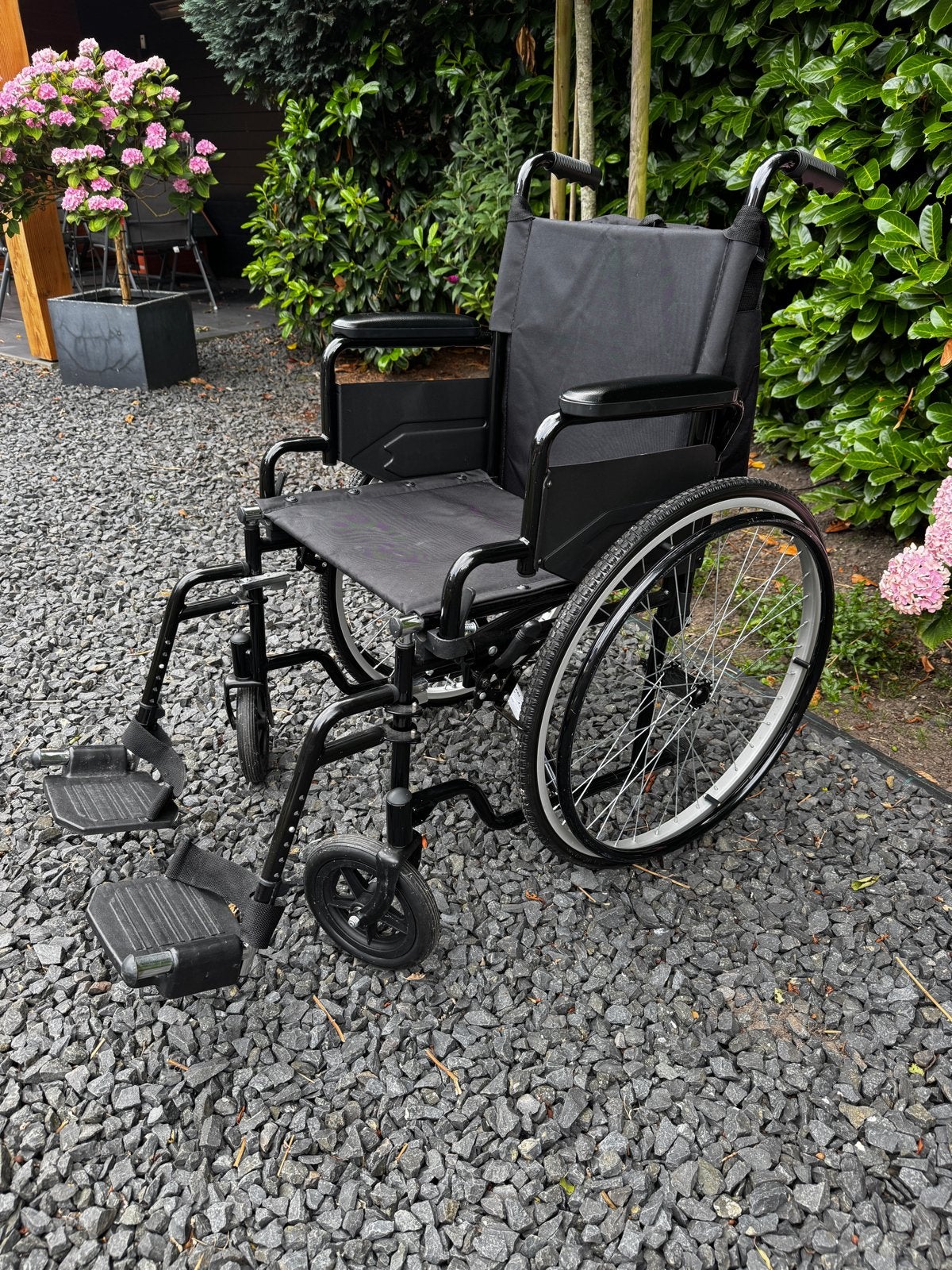 MultiMotion M1-Plus rolstoel + winterhoes + kussen + tas, Diversen, Rolstoelen, Zo goed als nieuw, Duwrolstoel, Inklapbaar, Ophalen