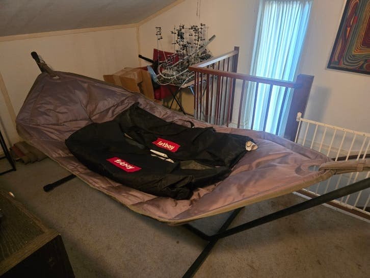 Fatboy Headdemock hangmat grijs met standaard en tassen, Binnen, Meerpersoons, Ophalen of Verzenden, Zo goed als nieuw