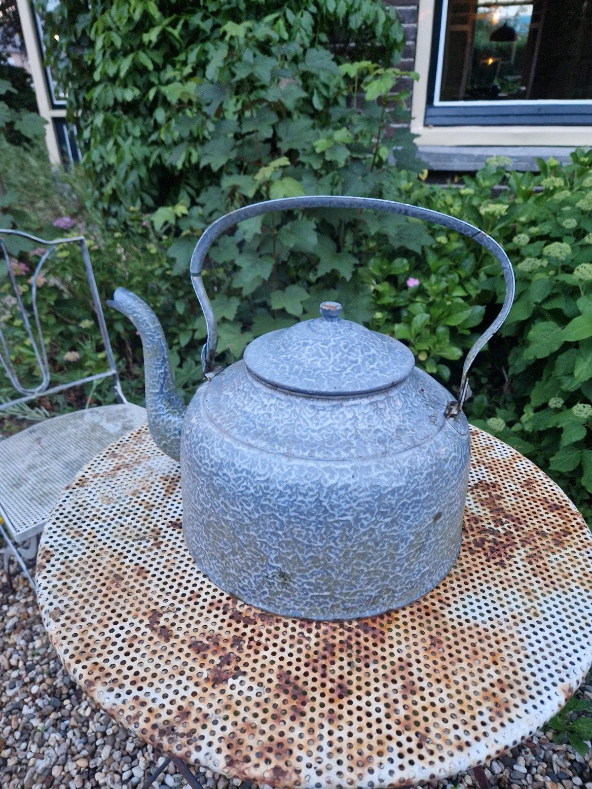 Oude geëmailleerde ketel 4 liter, Antiek en Kunst, Antiek | Emaille, Ophalen