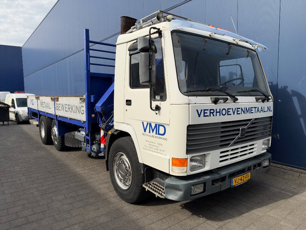 Volvo FL10 met HMF 14 t/m kraan, 285 pk, Wit, Volvo, Te koop